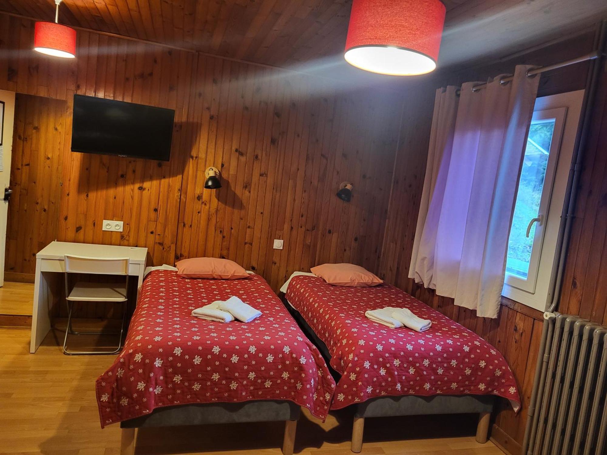 Auberge Restaurant Du Virage 샴루스 외부 사진